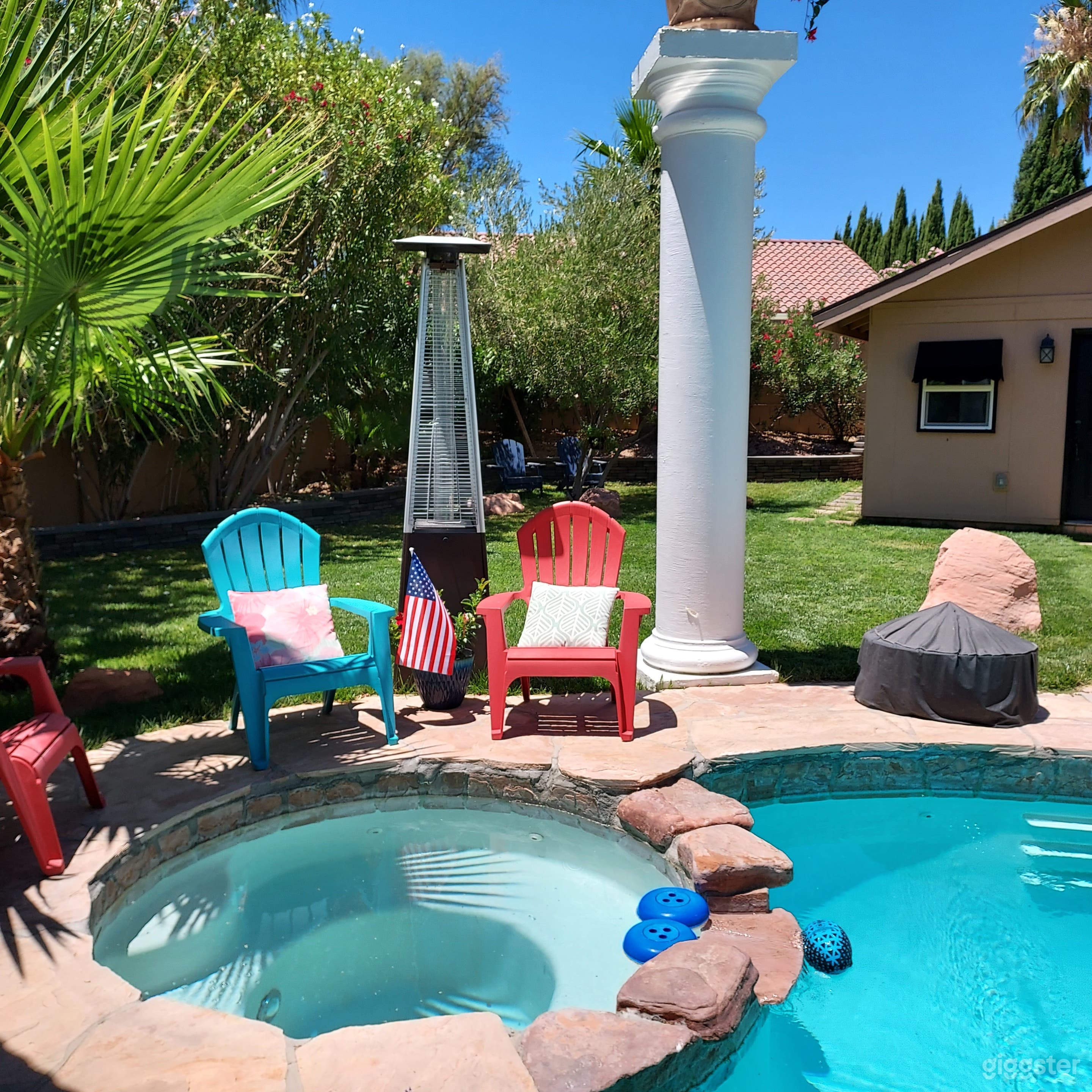 Let's have a party! Exquisite backyard space! Photo 4