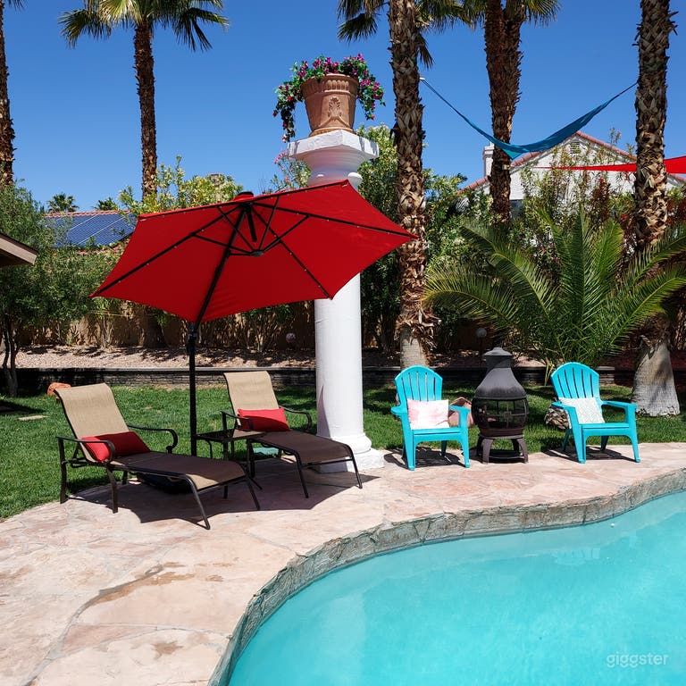  Let's have a party! Exquisite backyard space! 