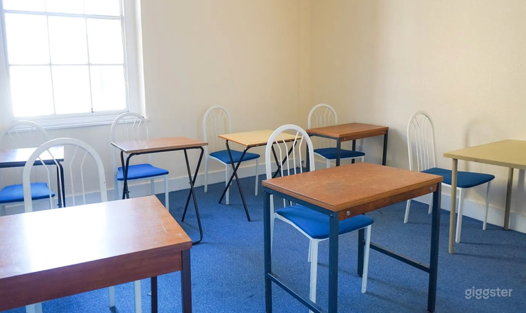  Classroom/Meeting room 103 Good for 8 Persons 