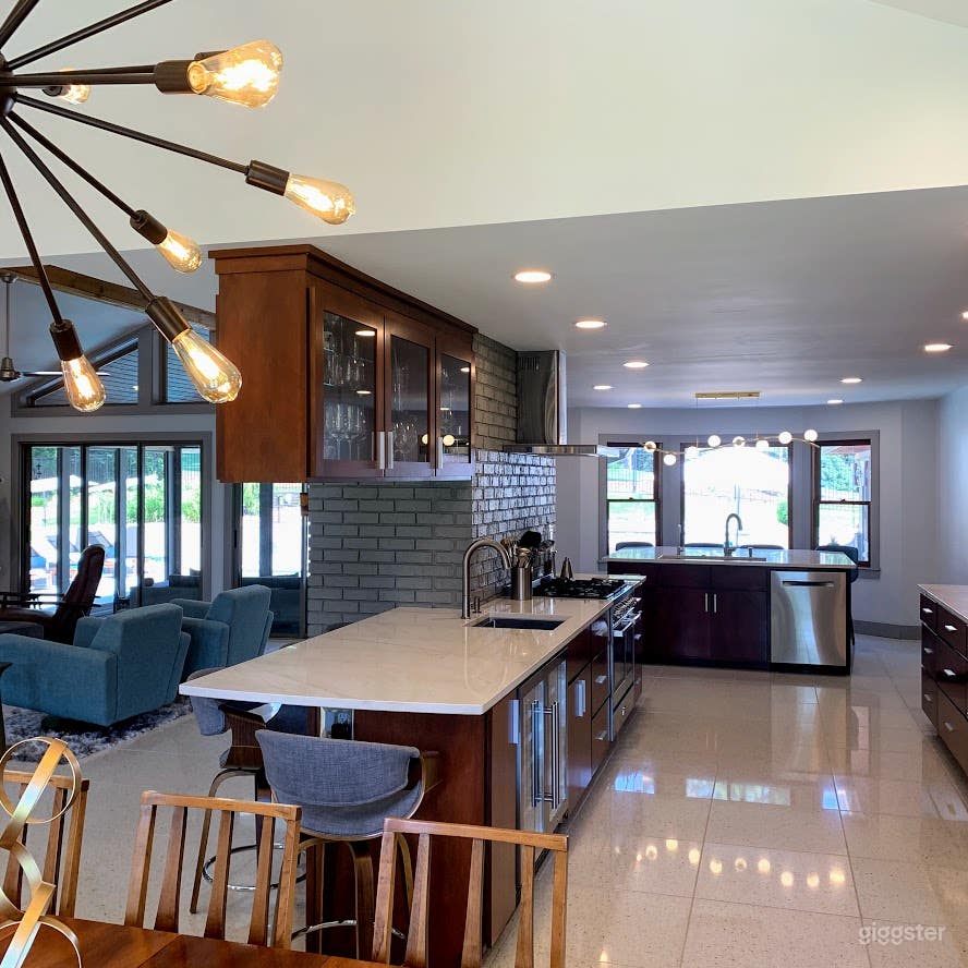 Kitchen, Bar and Living Area