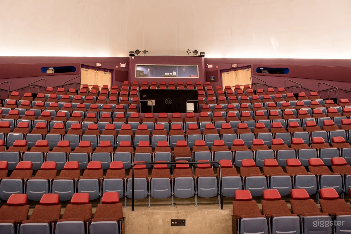 Symposium-Style Theater Photo 2