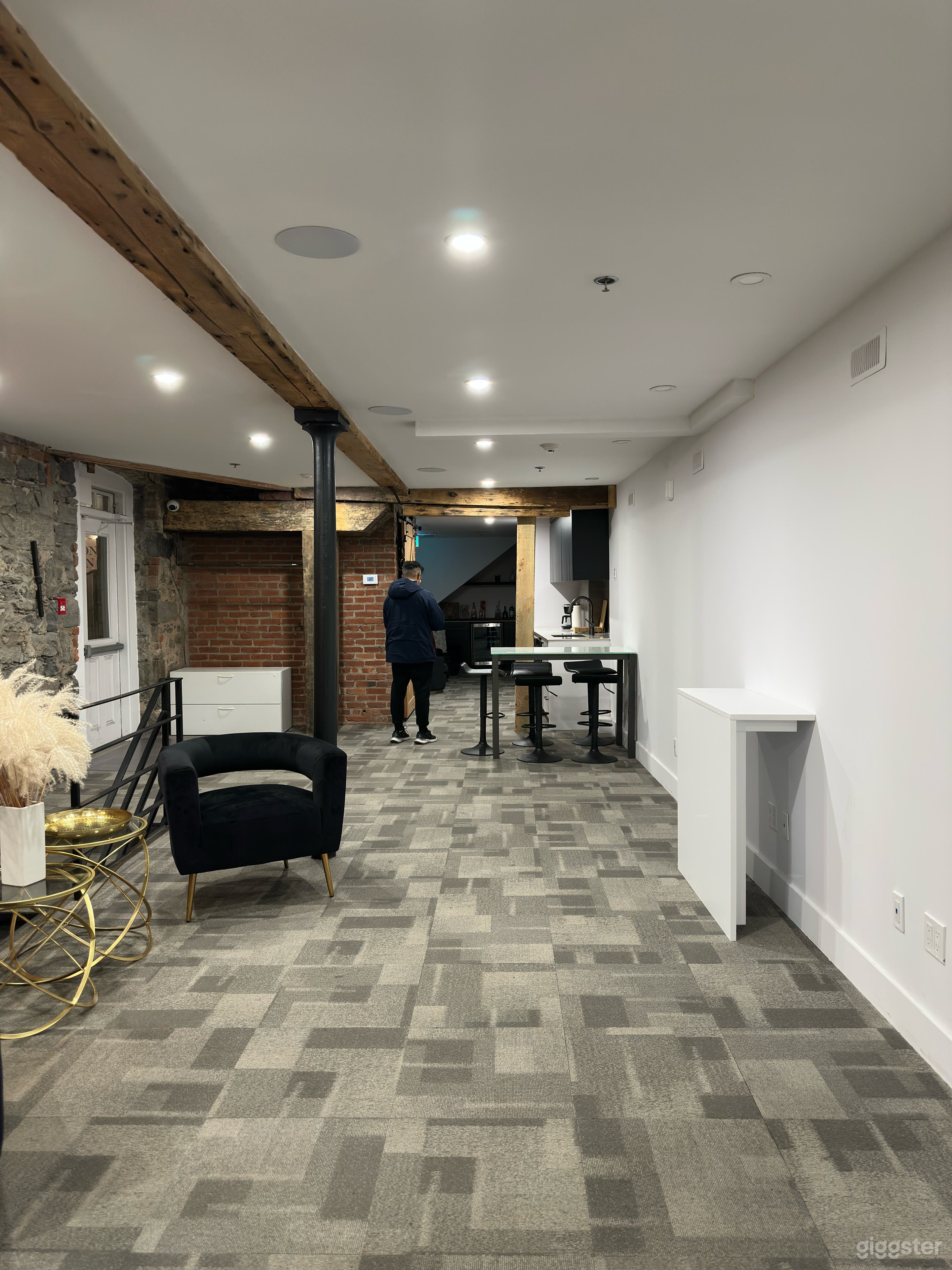 Place Youville - Office Loft & Event Venue Photo 4