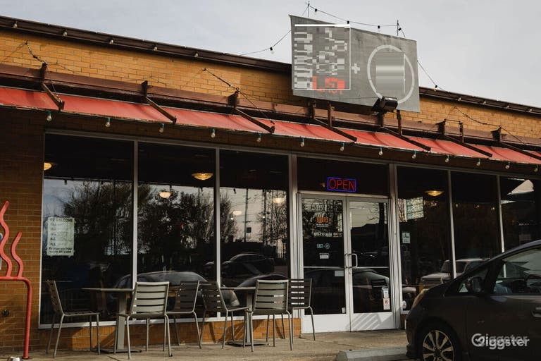  Right next door to Bongo East + Game Point Cafe (care for a coffee?) 