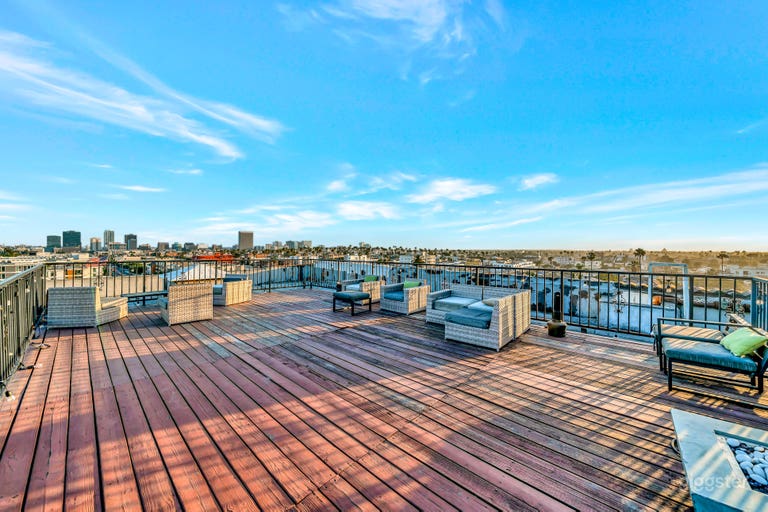  Loft histórico en DTLA con terraza en la azotea y ventanas arqueadas 