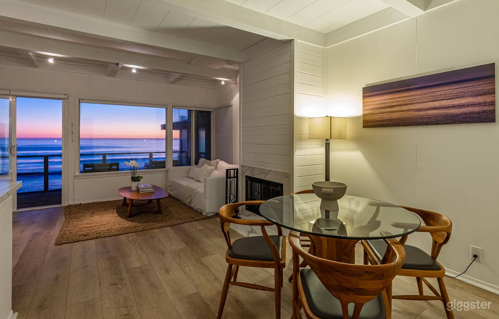 Malibu Beach House - Best Kept Secret Photo 2