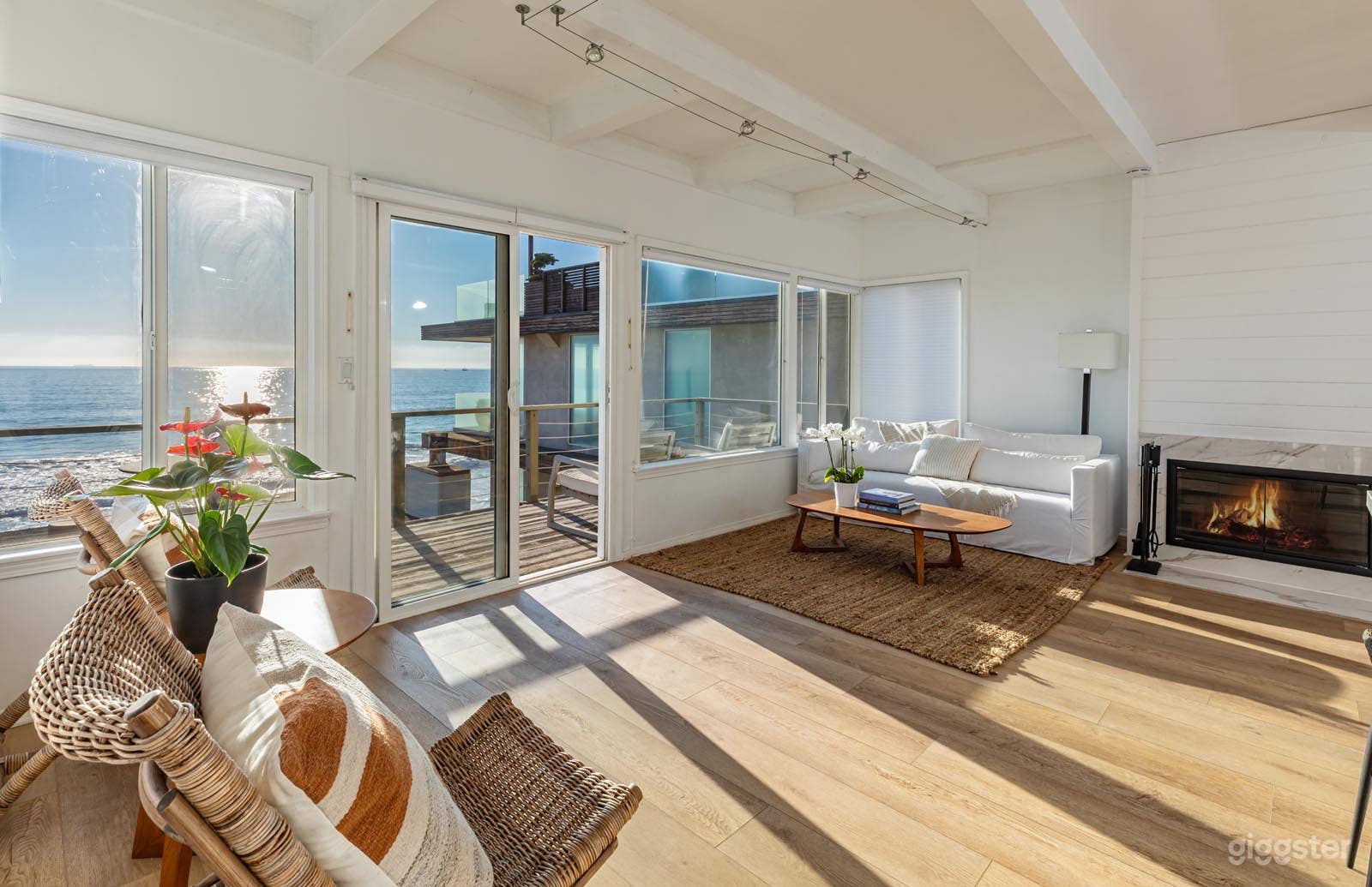 Malibu Beach House - Best Kept Secret Photo 3