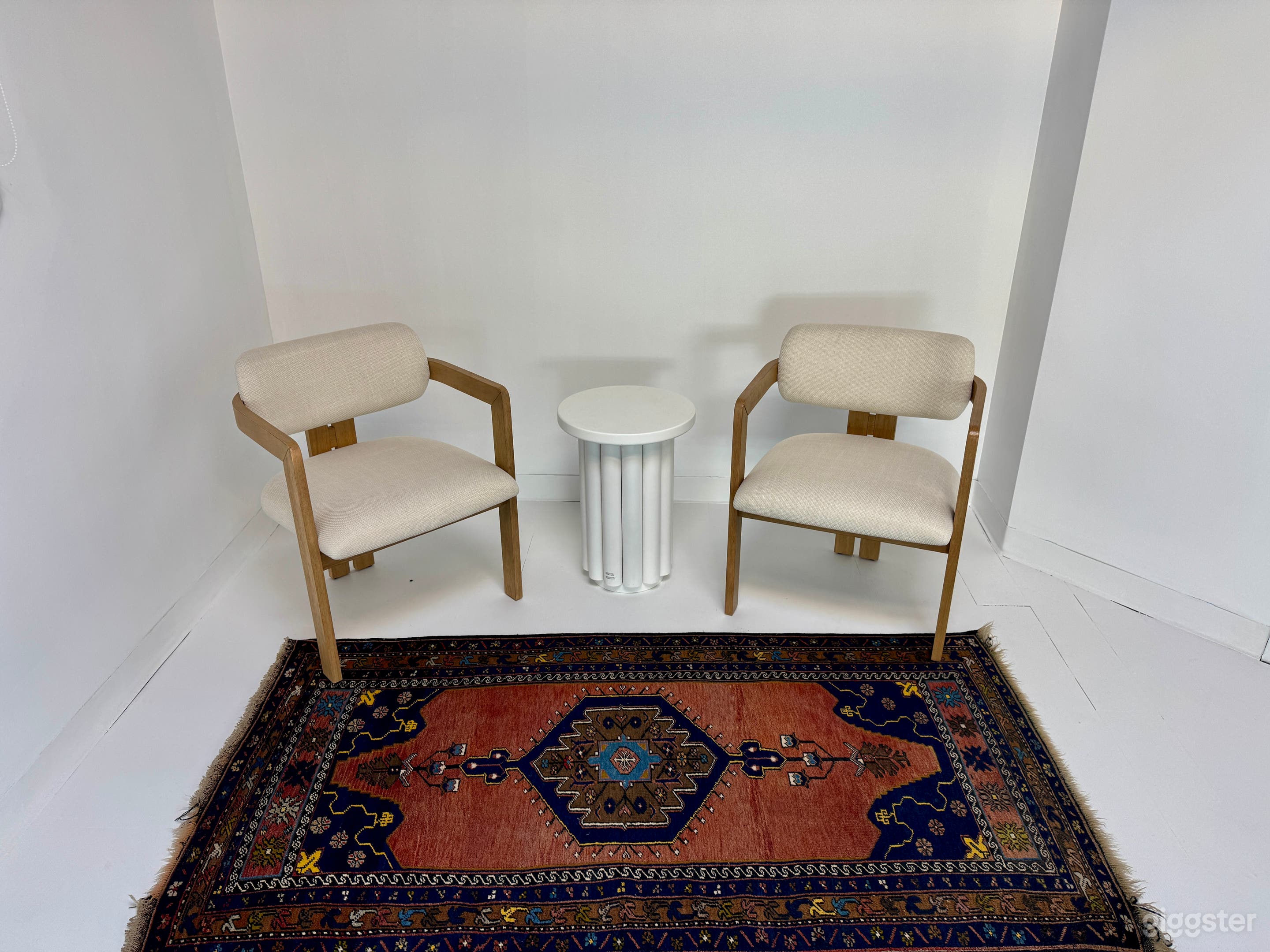 Bright Cozy Studio Space in Oakville Photo 4