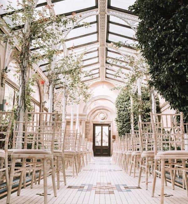 Bright and Airy Conservatory in Stafford Photo 1