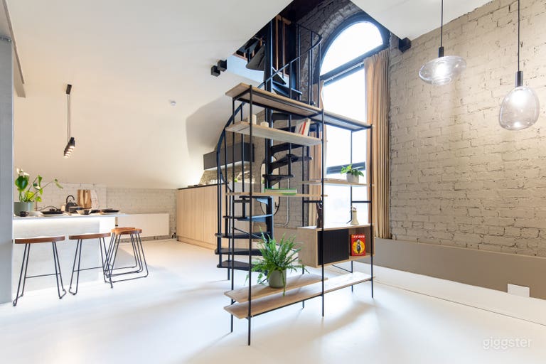  Penthouse for Photo and Film Shoots 