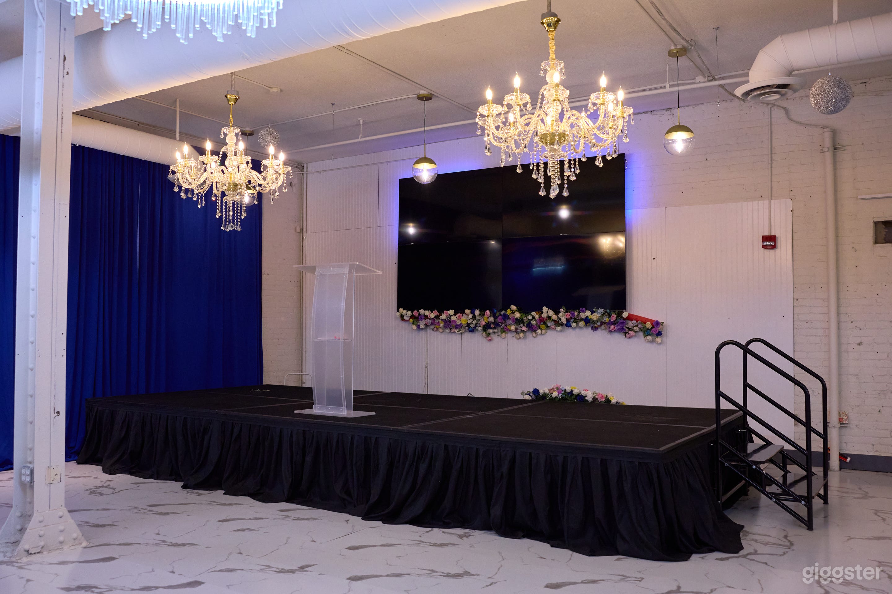  Full Space -  Your Premier Event Destination Photo 3