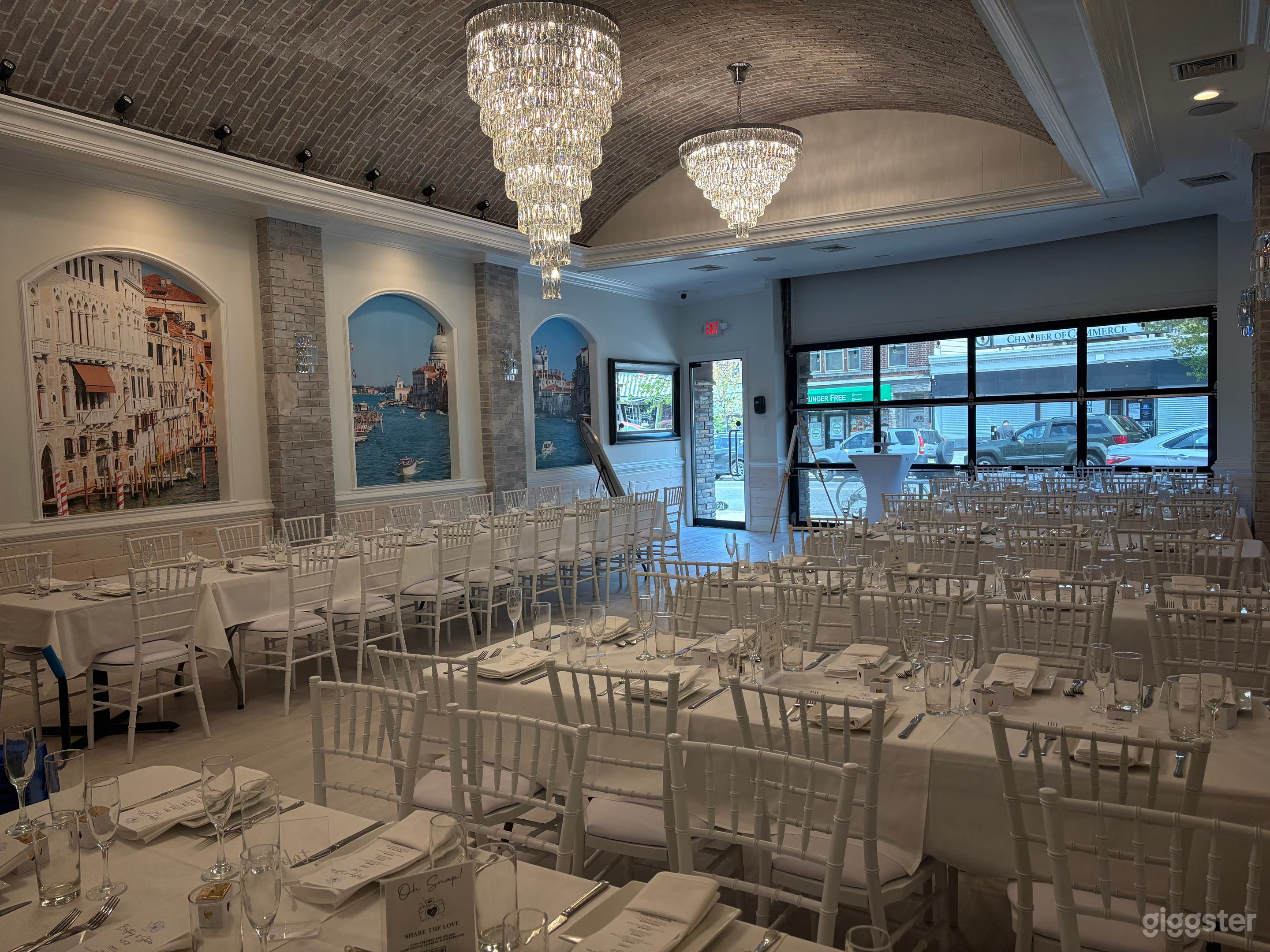 Private Event Room – Luxury & Boutique Style Photo 3