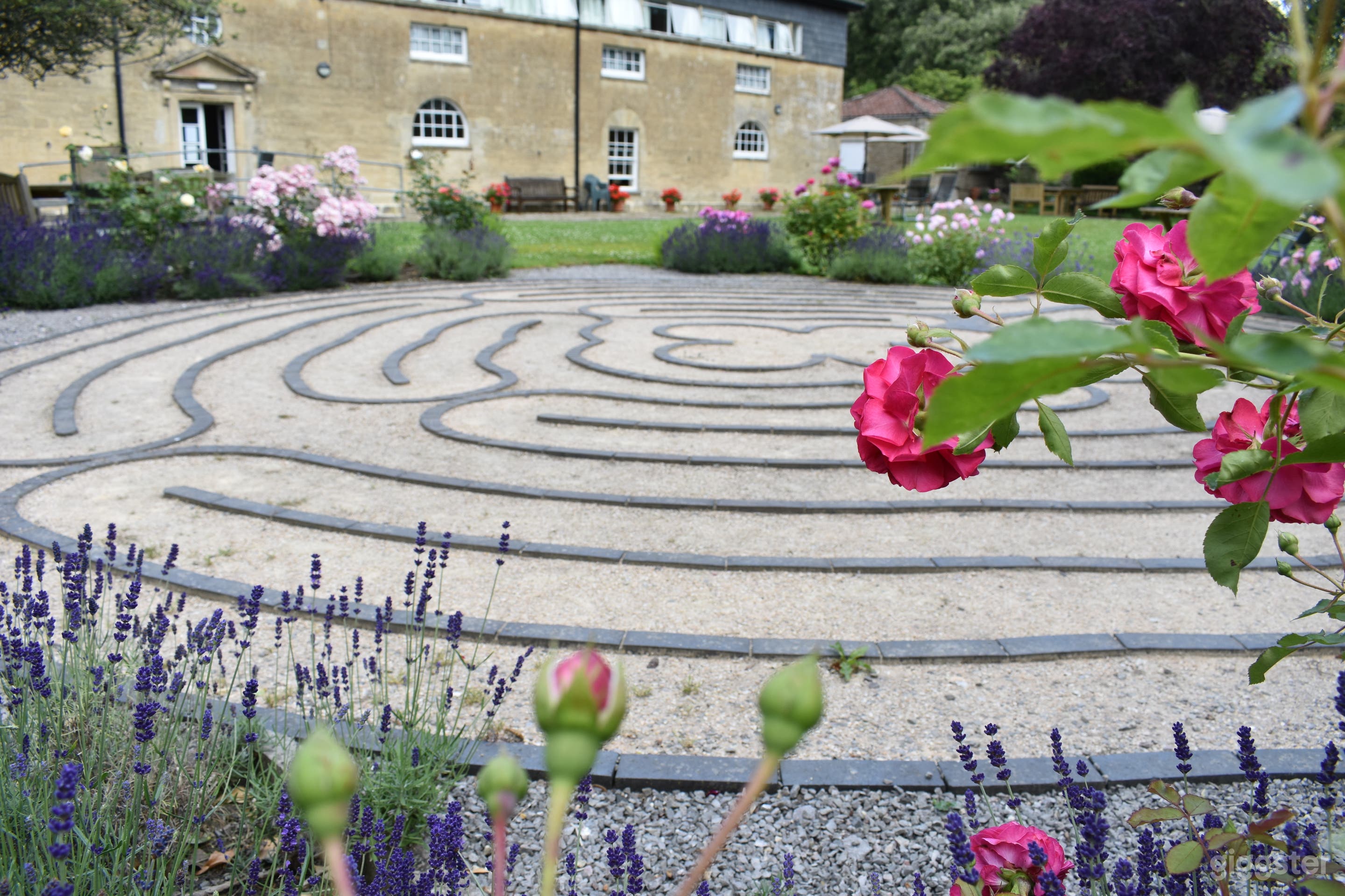 Peaceful Retreat Centre in Bristol Photo 4