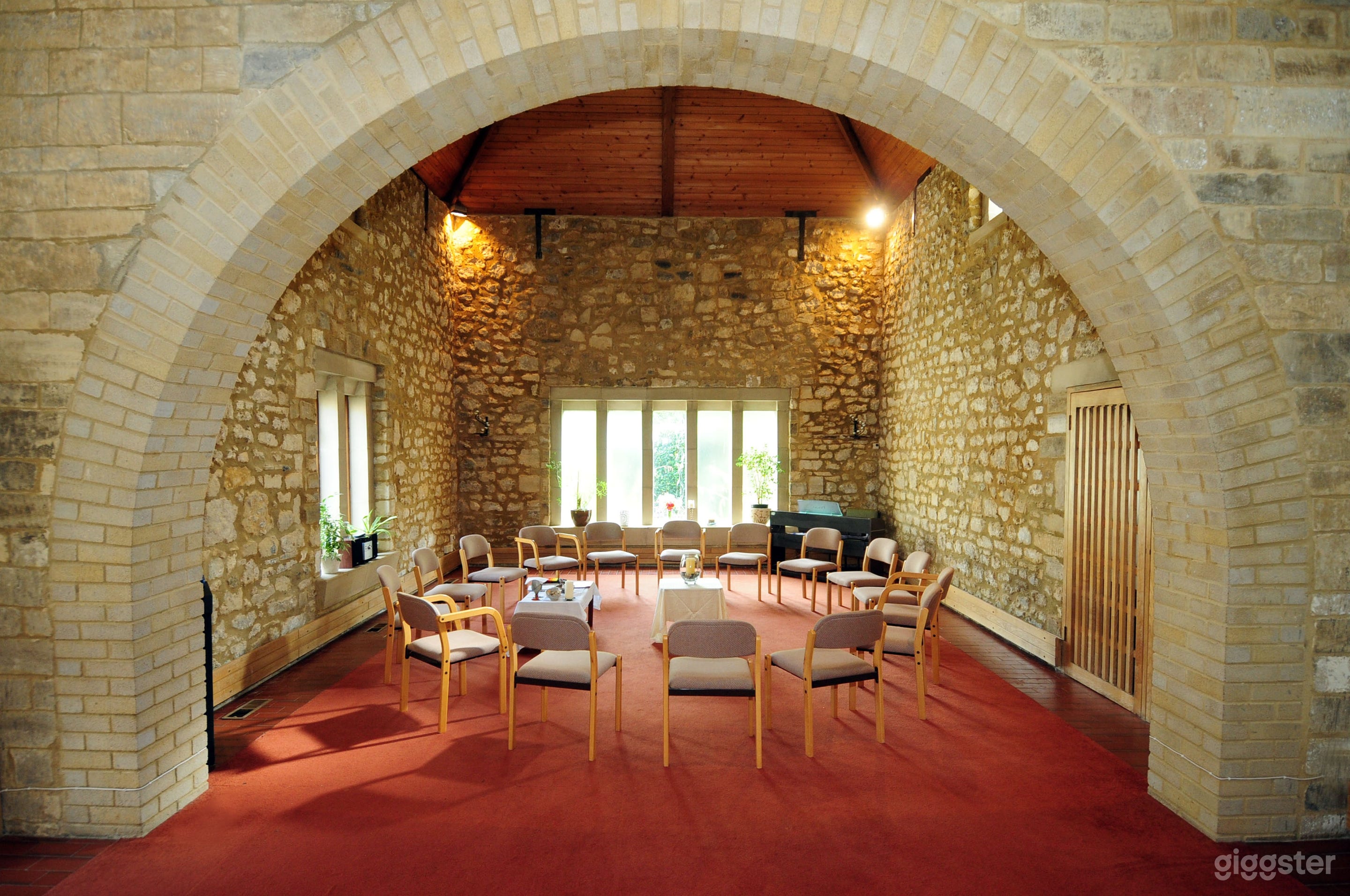 Peaceful Retreat Centre in Bristol Photo 2