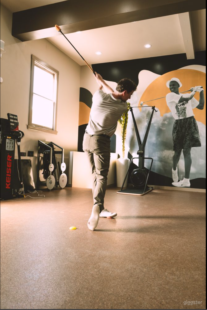 High Golf Training Facility  Photo 3