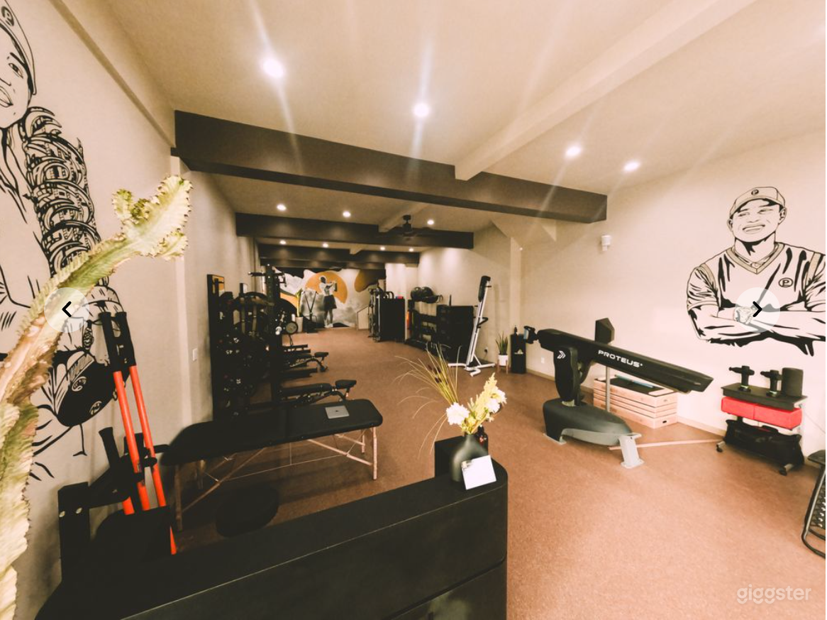 High Golf Training Facility  Photo 2