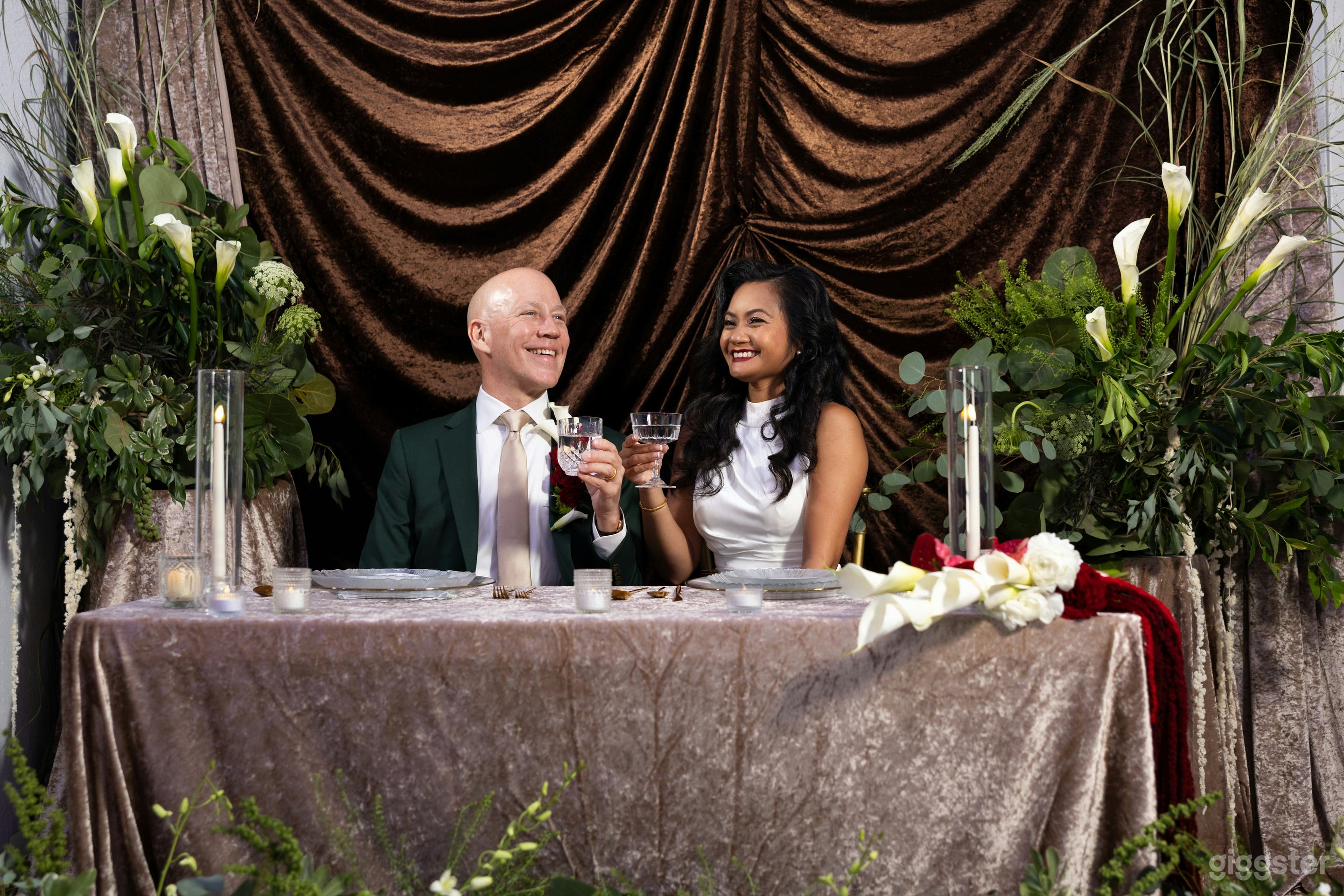 Large Ballroom for up to 100 Guests  Photo 2