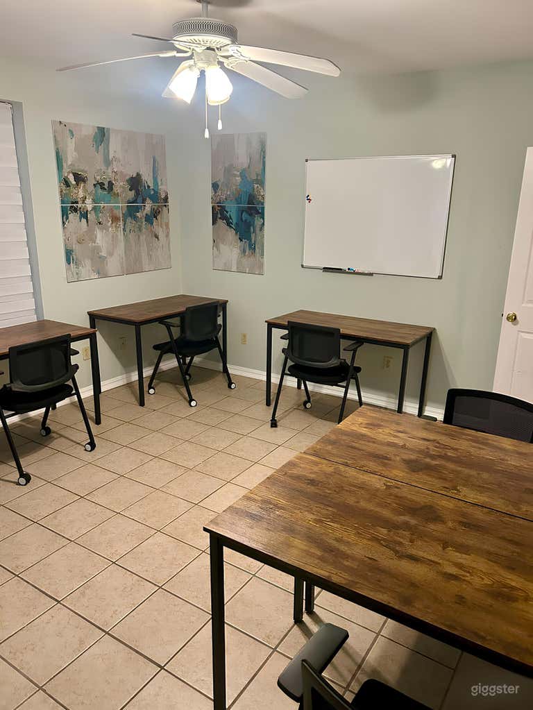  Small Conference Room 