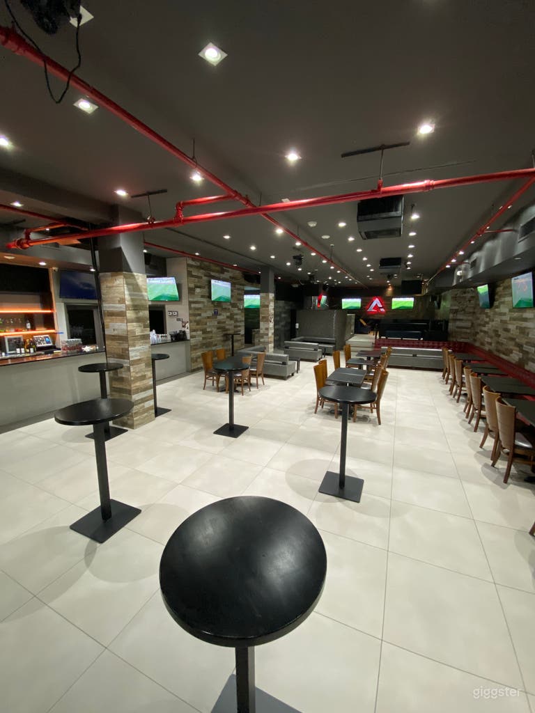  Ampia Location Club/Lounge a Queens 