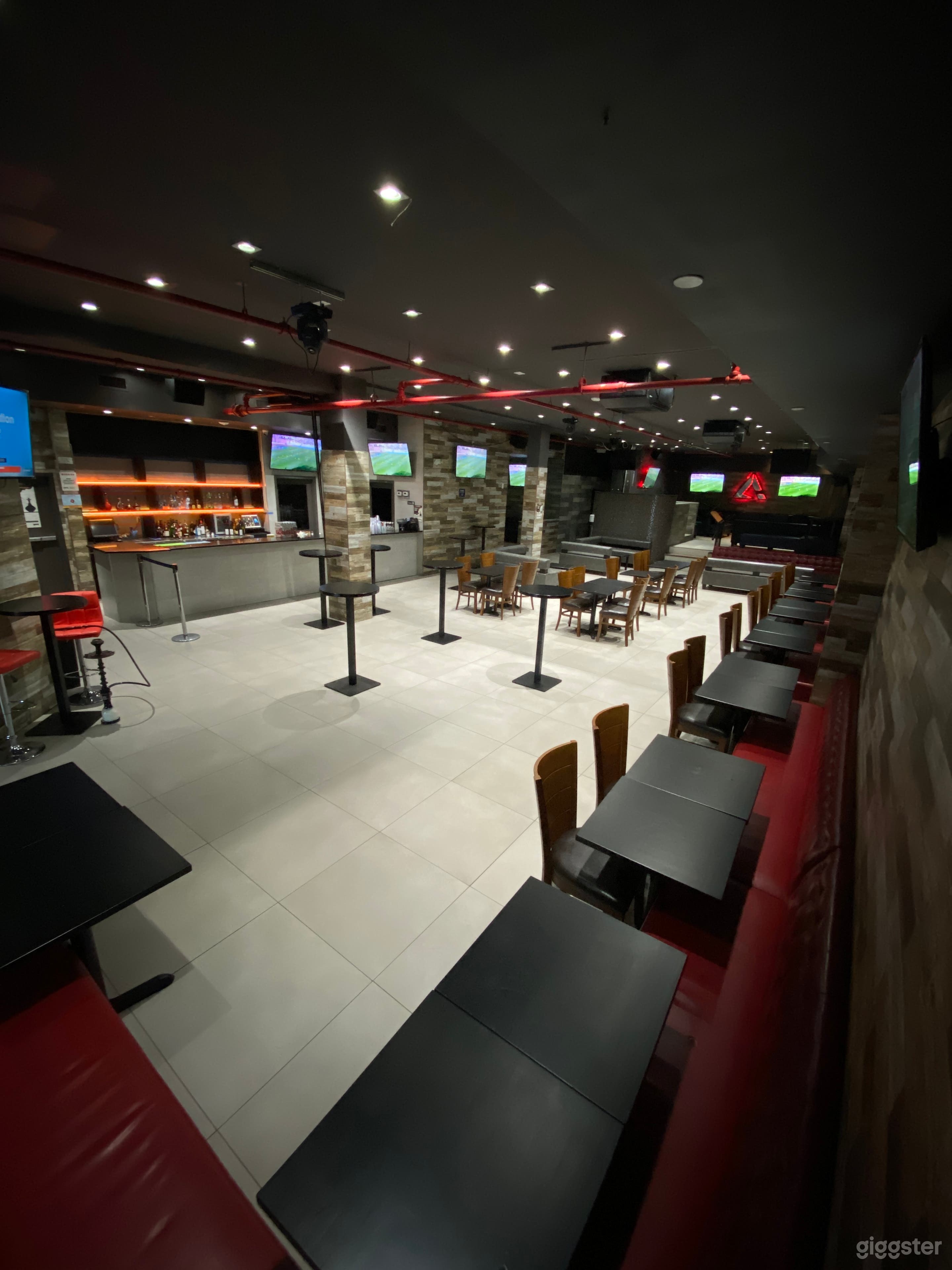 Spacious Club/Lounge Venue in Queens Photo 4