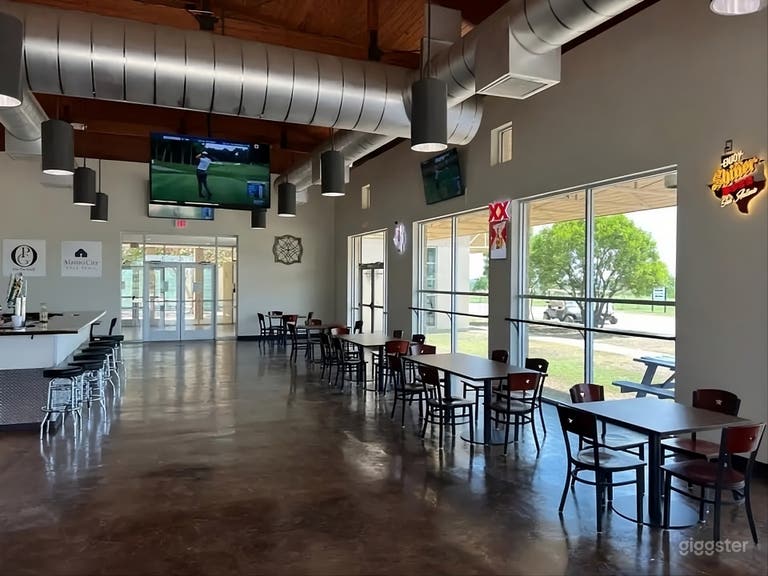  Newly Renovated Bar & Grill Space 