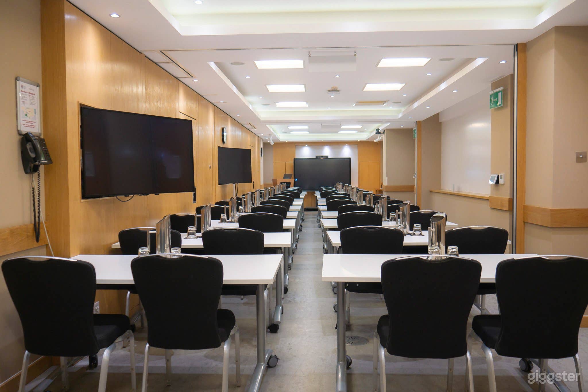 The Seminar Suite Photo 1