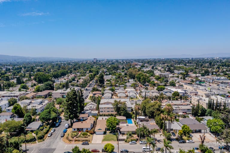  Vintage House in the Valley 