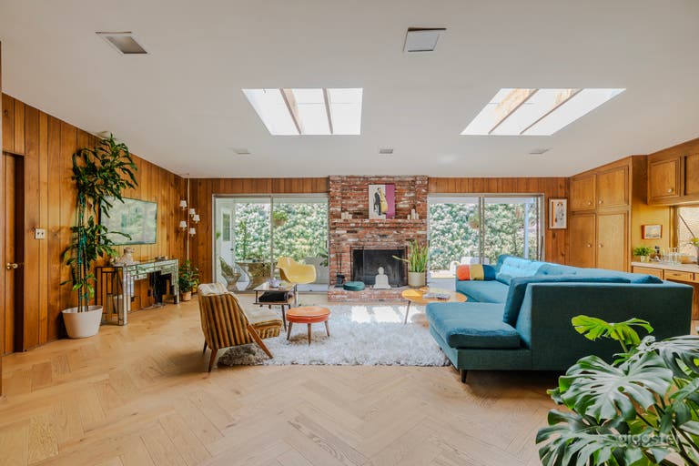  Vintage House in the Valley 