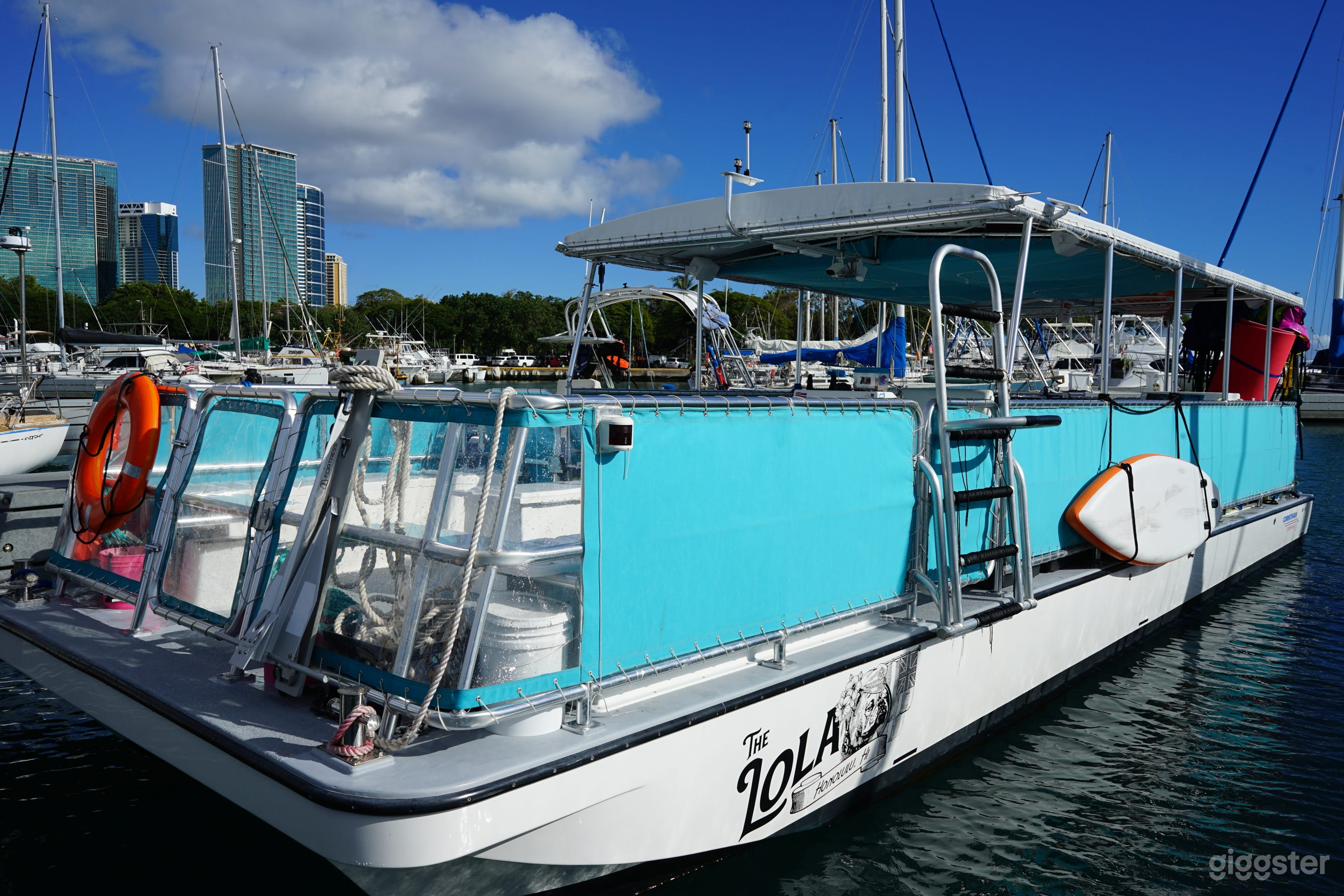 40 ft - Private Catamaran in Waikiki Photo 3
