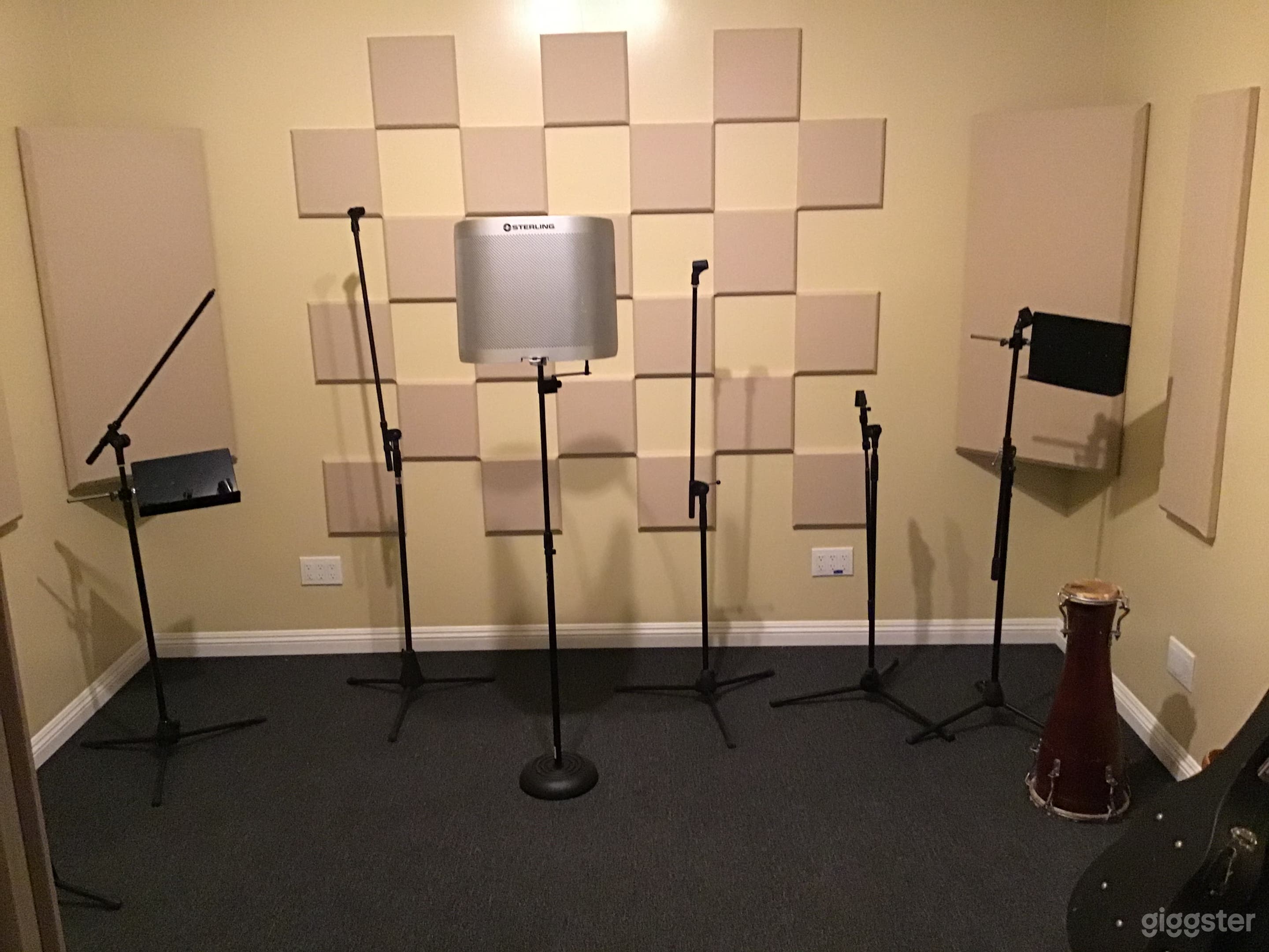 Versatile and Cool Studio in Los Angeles Photo 4