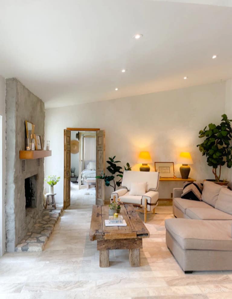  Rustic and Elegant Organic Design Mid-Century Modern Home 