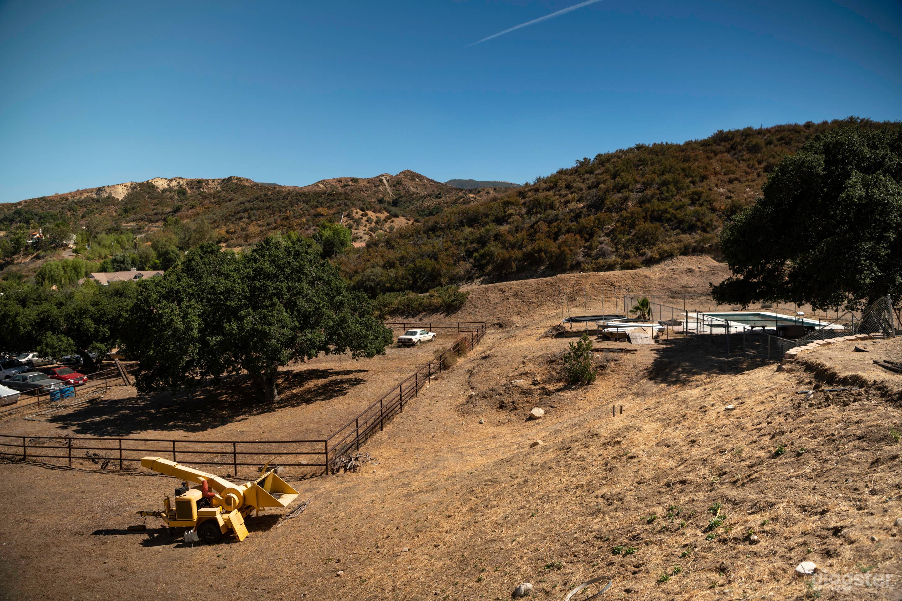 Rustic Mountain ranch with endless possibilities  Photo 1