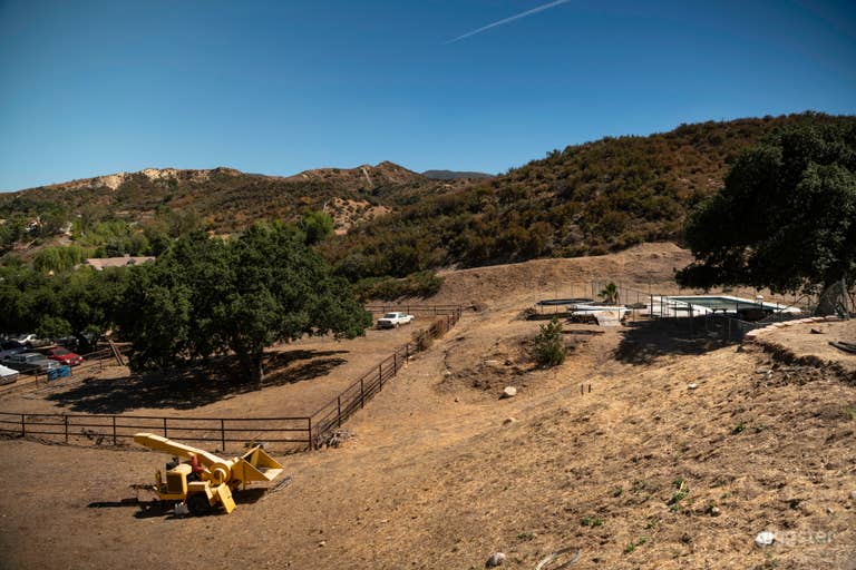  Rustic Mountain ranch with endless possibilities  