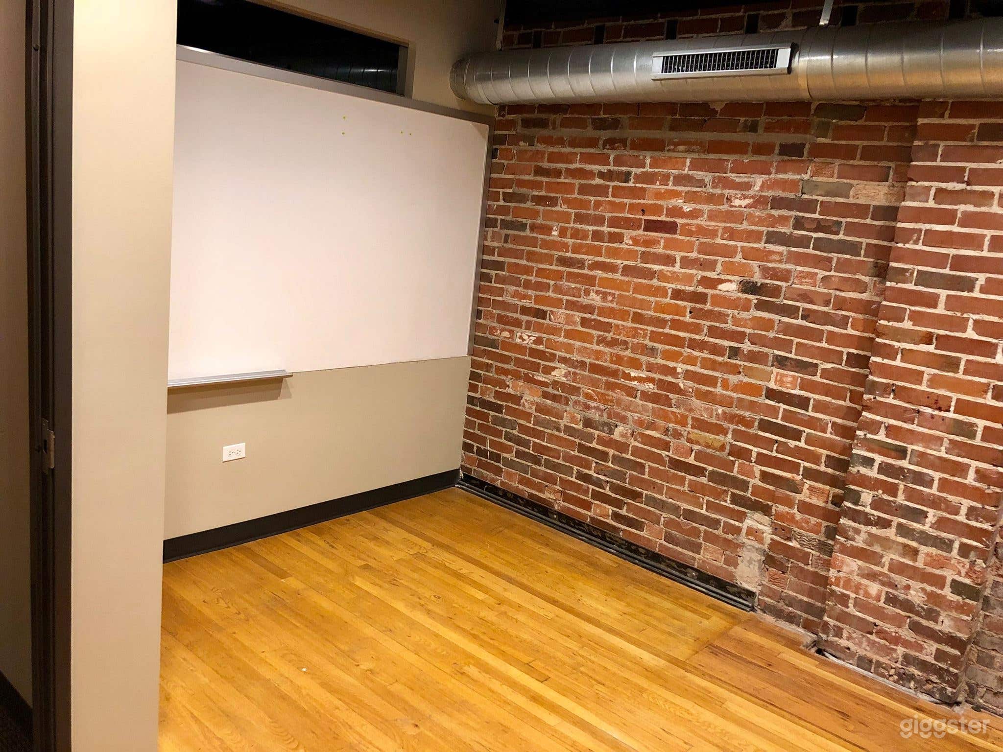 Medium Private Offices in Denver Photo 3