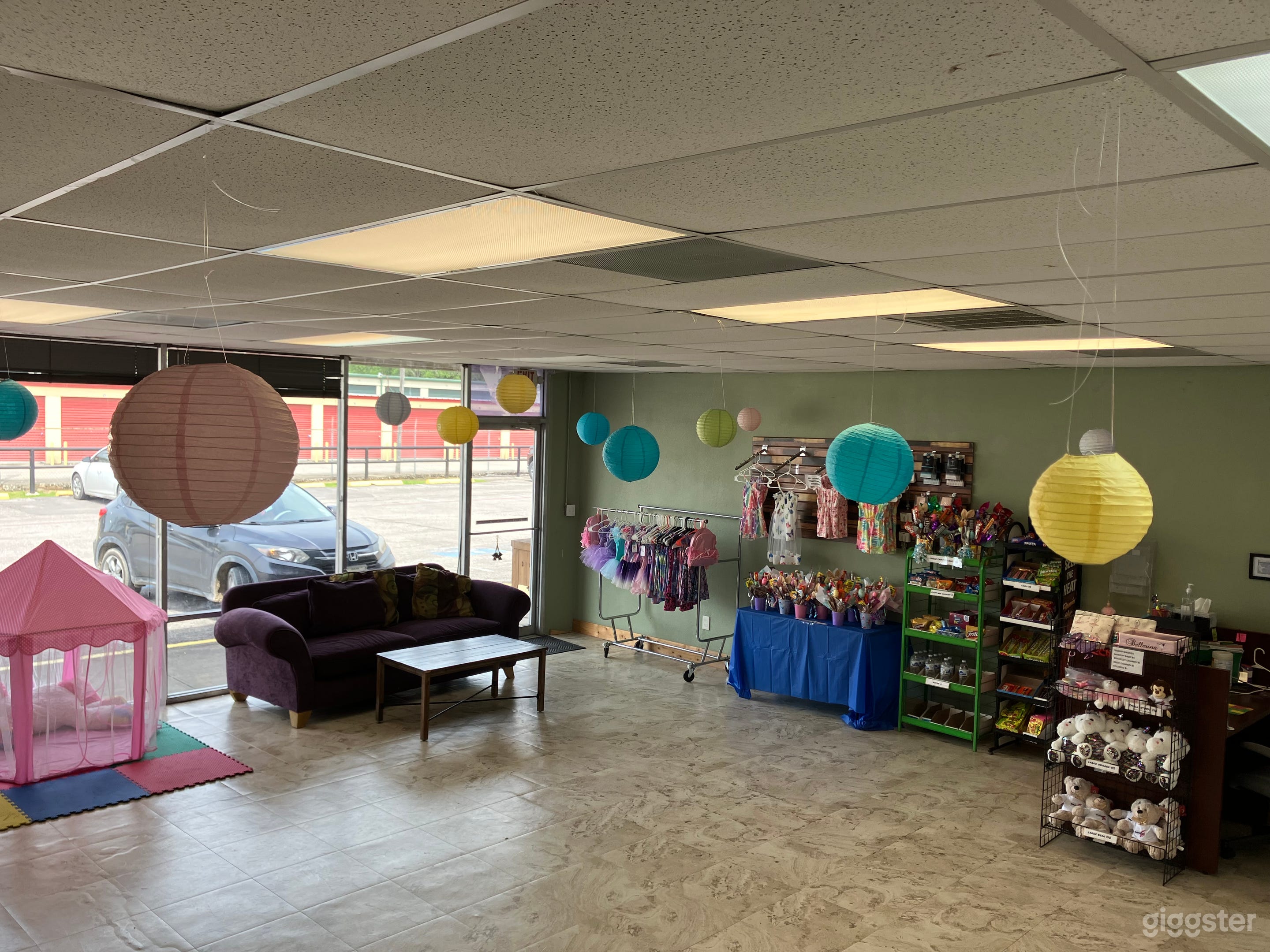 Multi use dance Studio, and Lobby area Photo 4