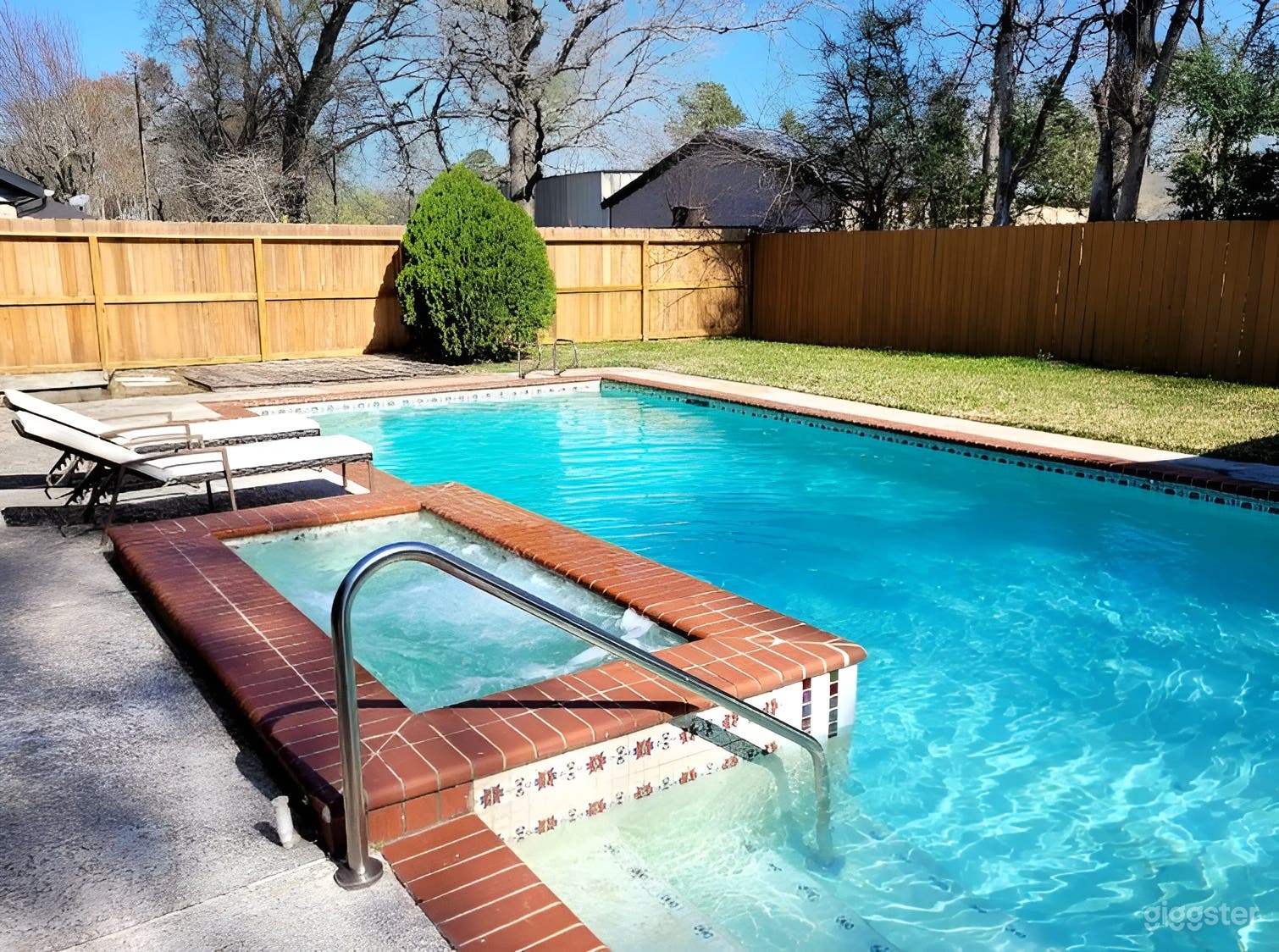 Backyard Pool & Lounge with Spa Photo 2