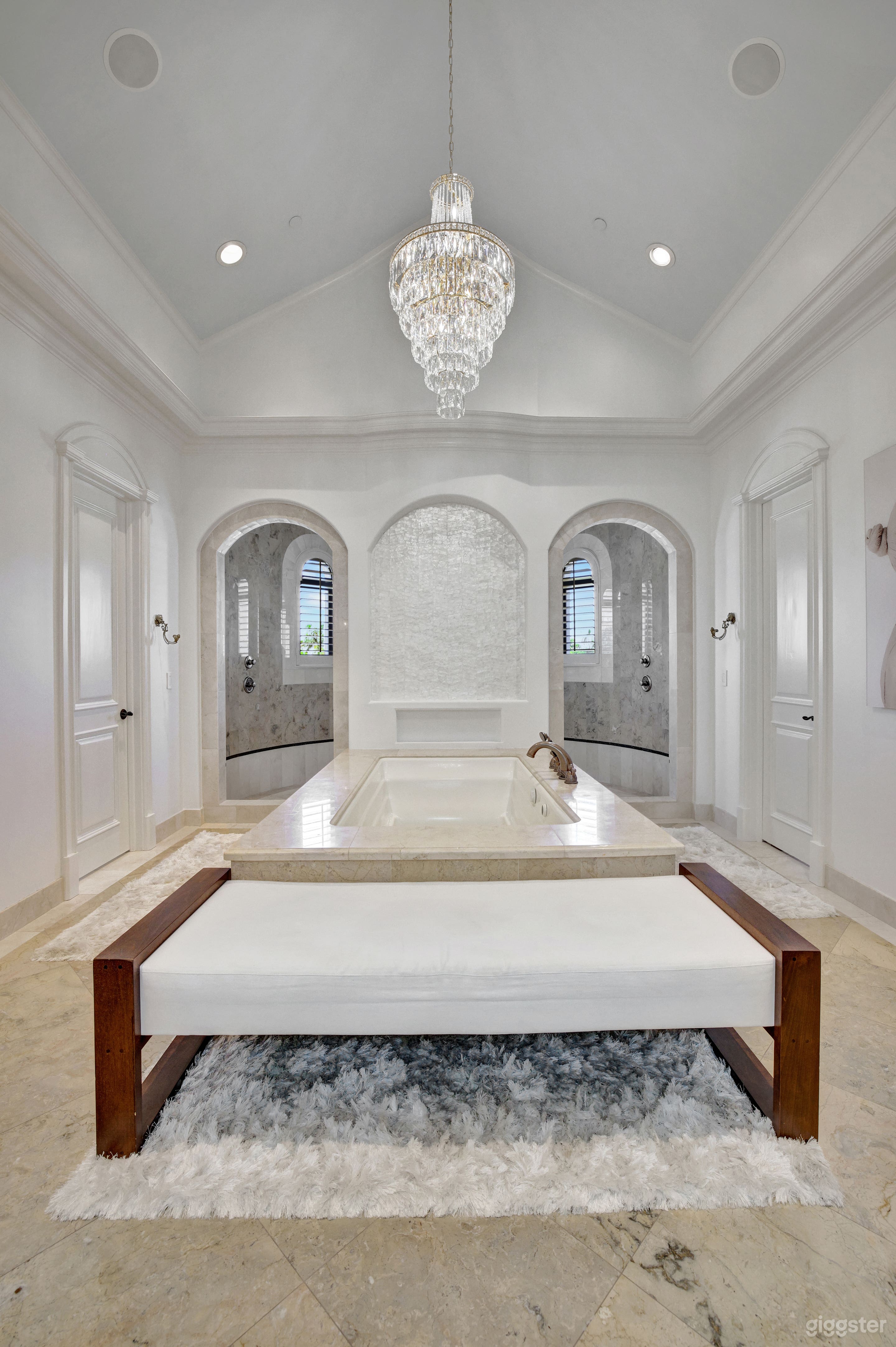 The Palazzo  Waterfront  Photo 4