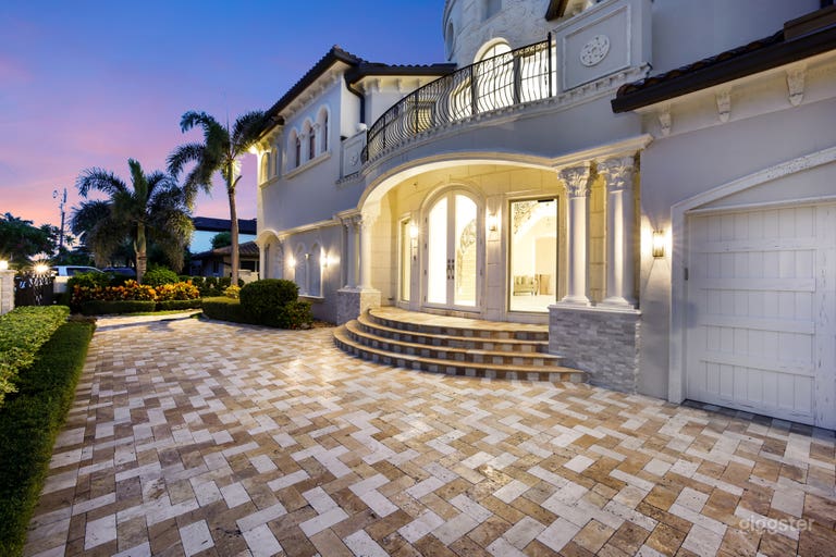  The Palazzo  Waterfront  