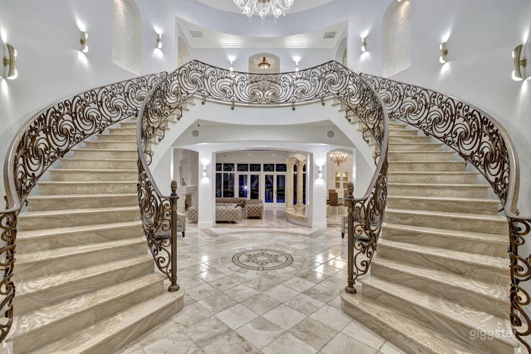  The Palazzo  Waterfront  