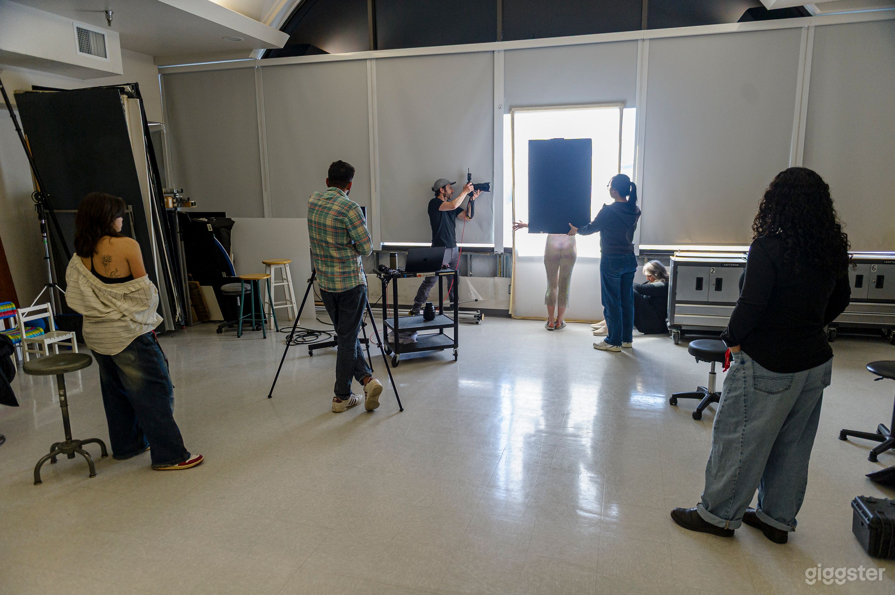 Centrally located photography studio Photo 3