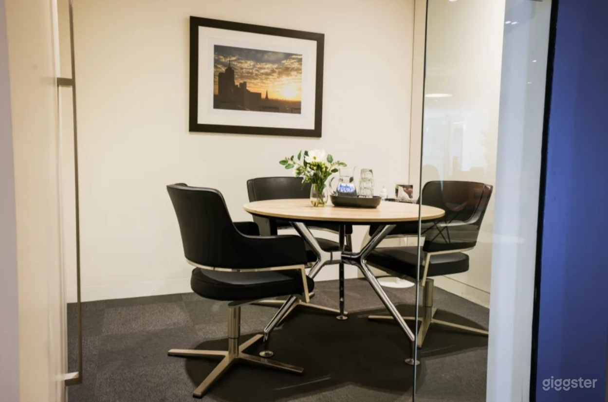 Buller| Meeting Room for 3 Person Photo 1