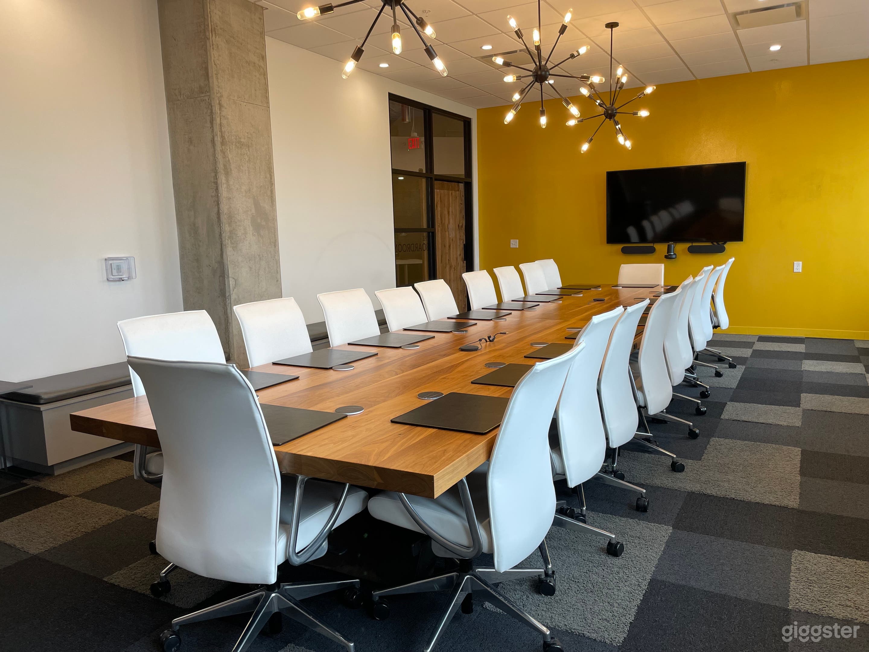 Zoom Room Boardroom Photo 2