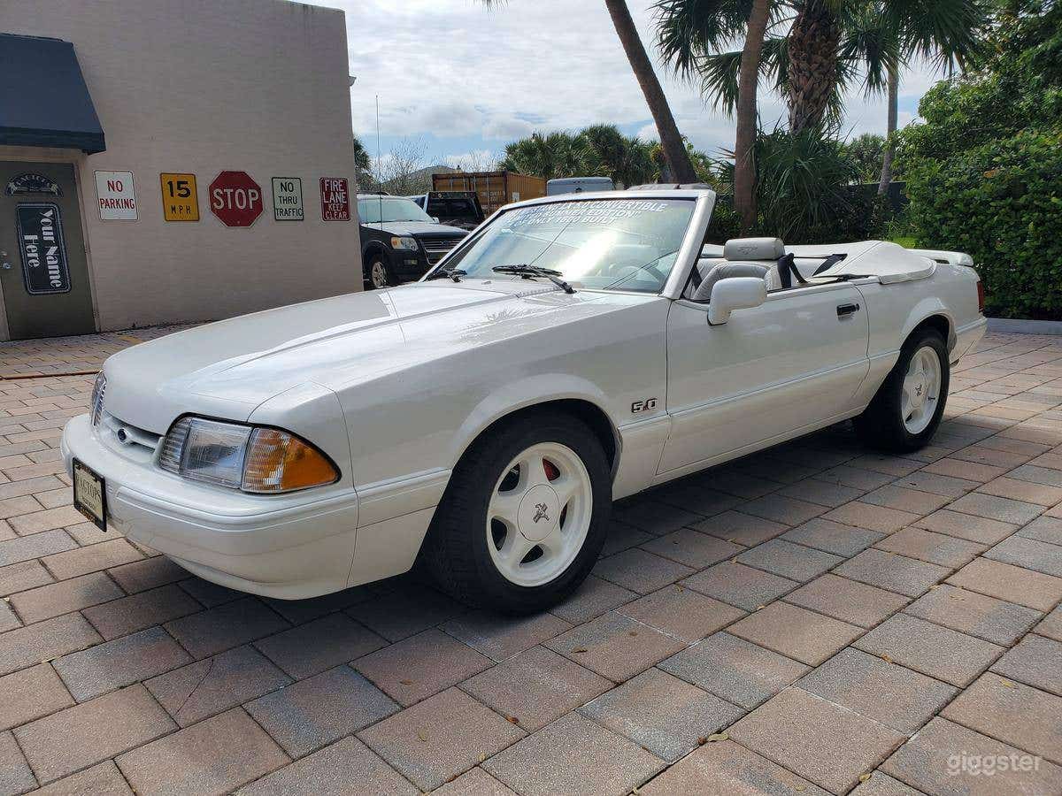 A Stunning White 1993 Ford Mustang LX 5.0 Photo 1