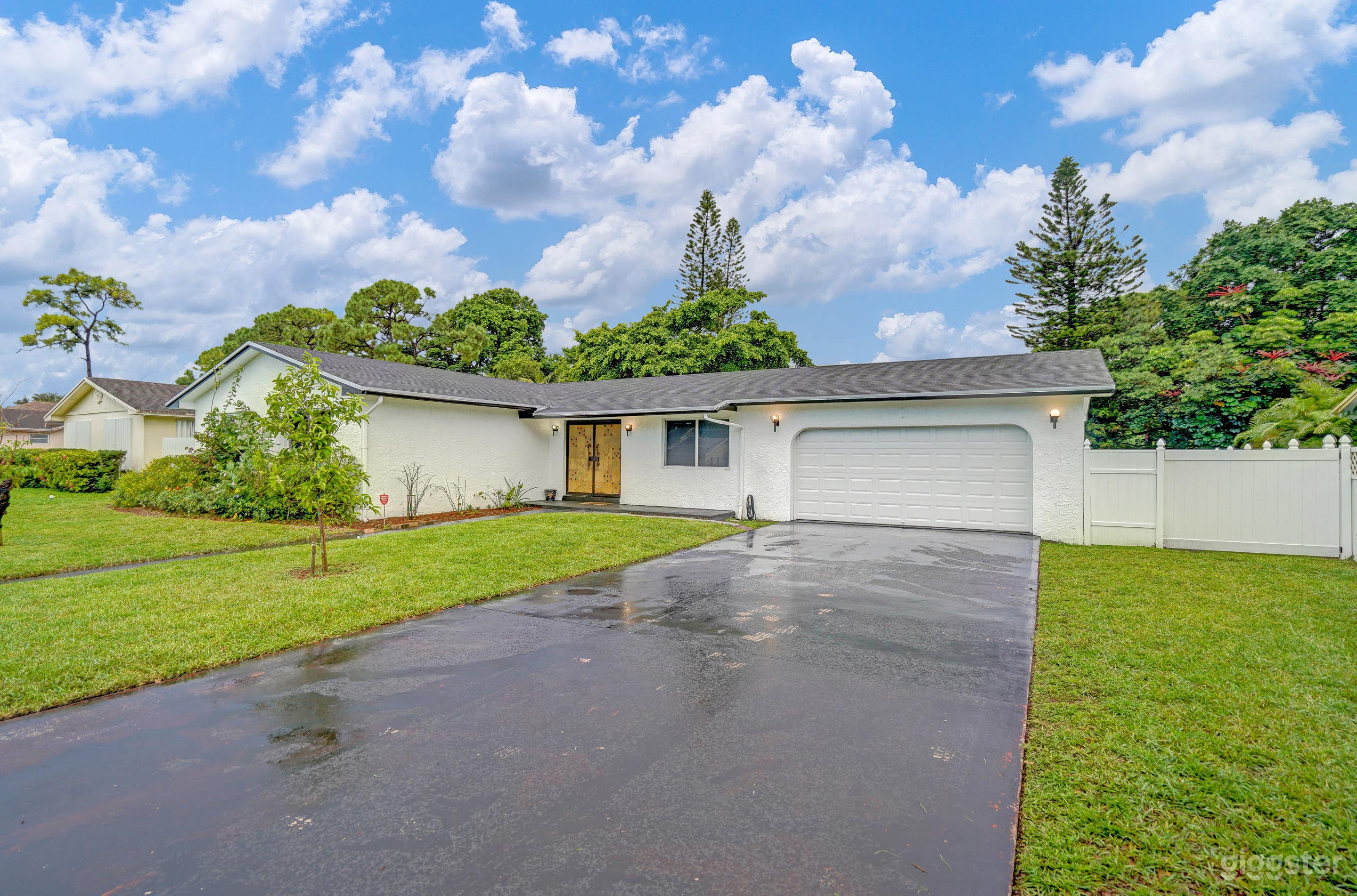 Front yard viewDcg P