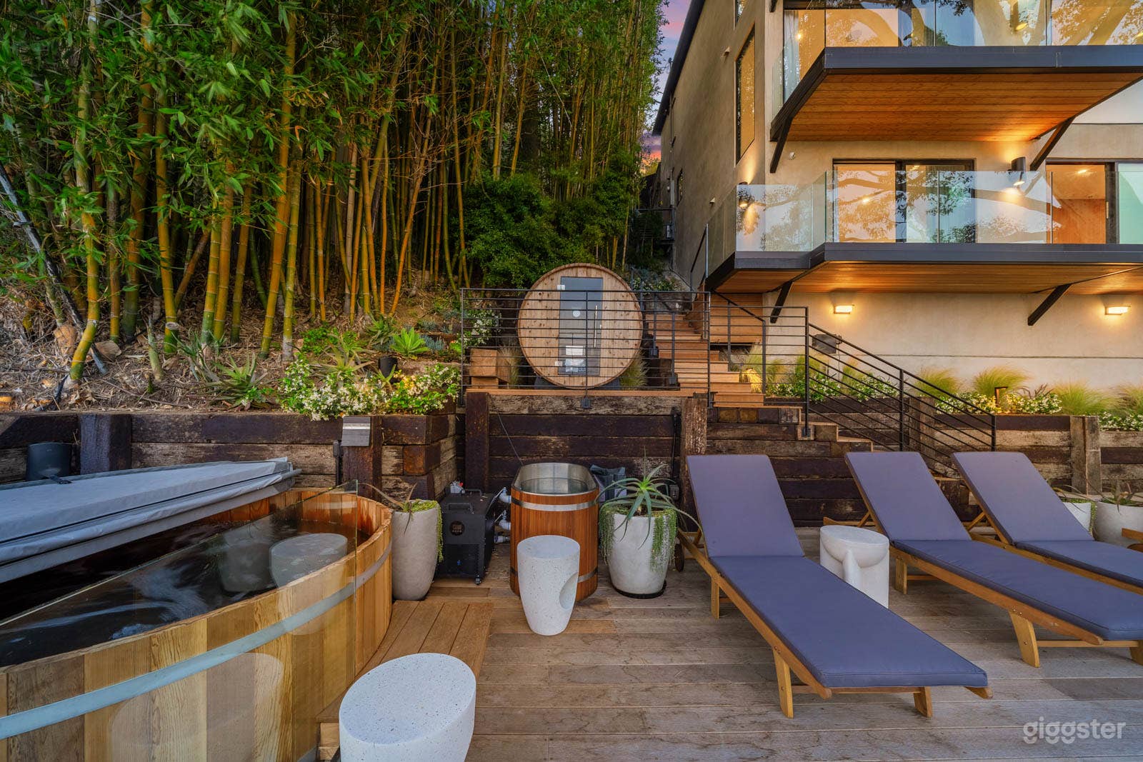 Newly Remodeled Hollywood Hills Retreat w/ Skyline Views Photo 4