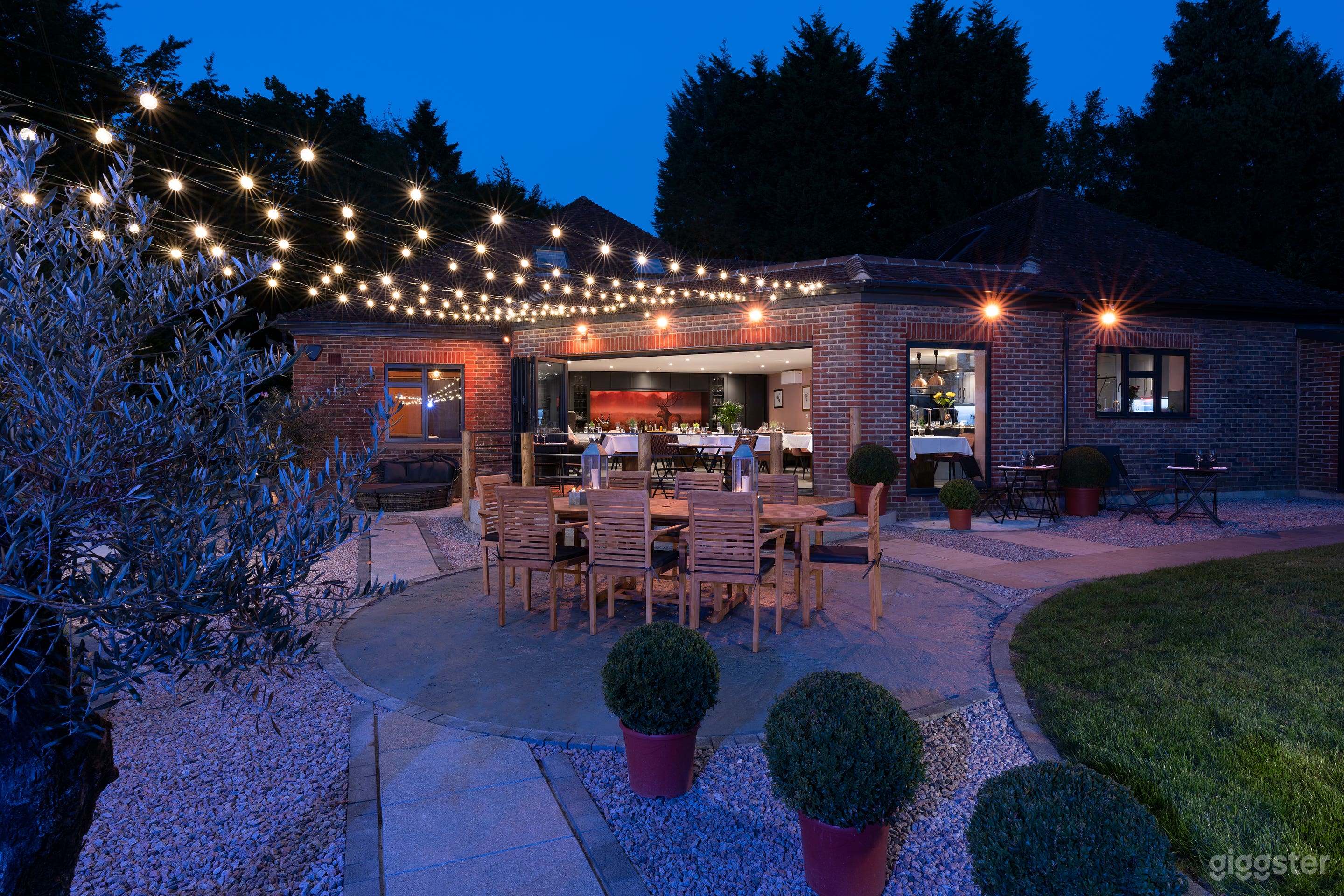 Hidden Gem Venue in Mid-West Sussex Countryside Photo 1