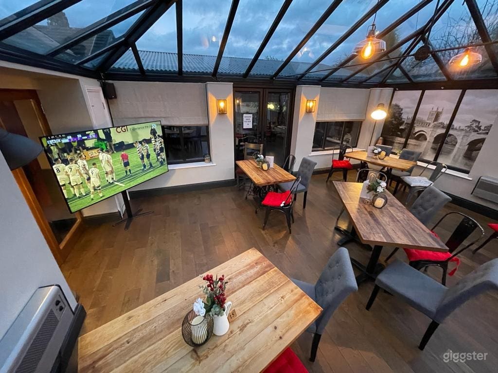 Awesome Country Pub Photo 4