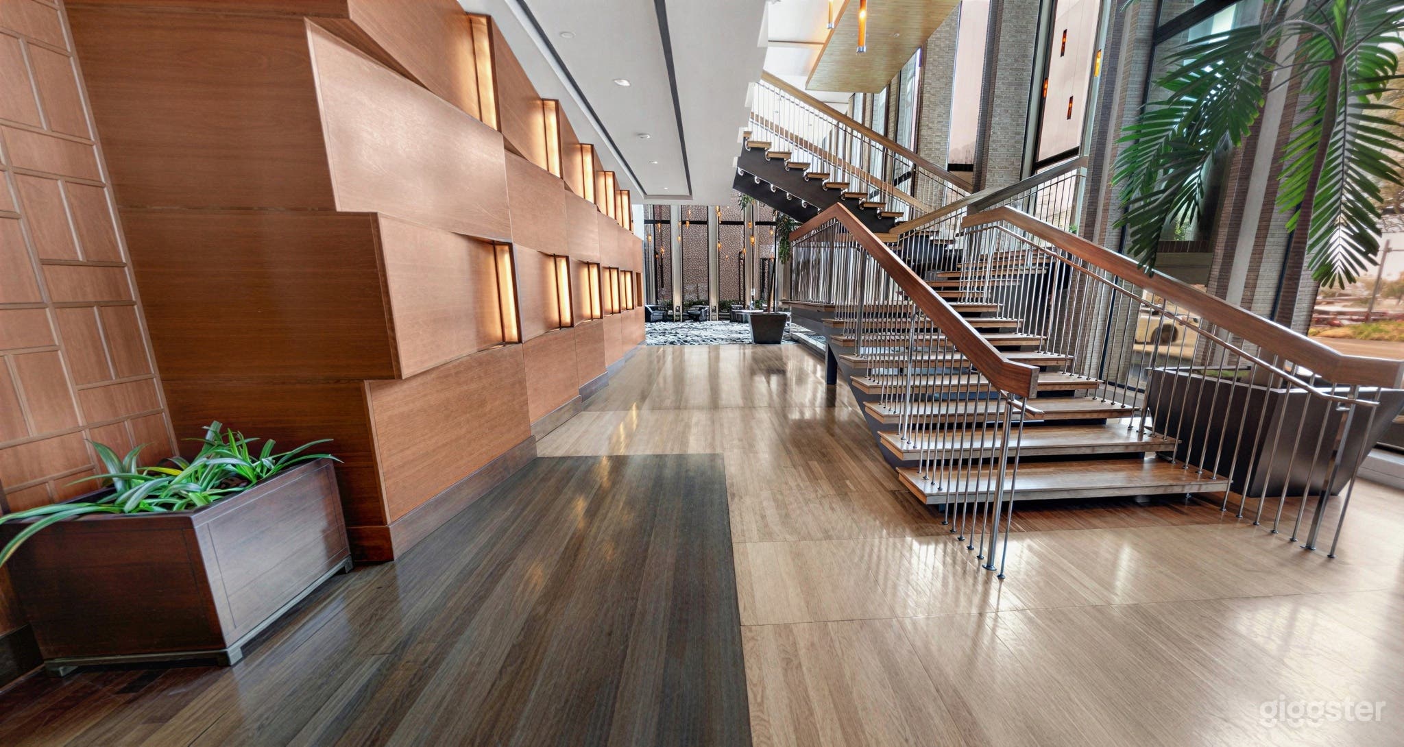 Hotel Lobby with Contemporary Style Photo 3
