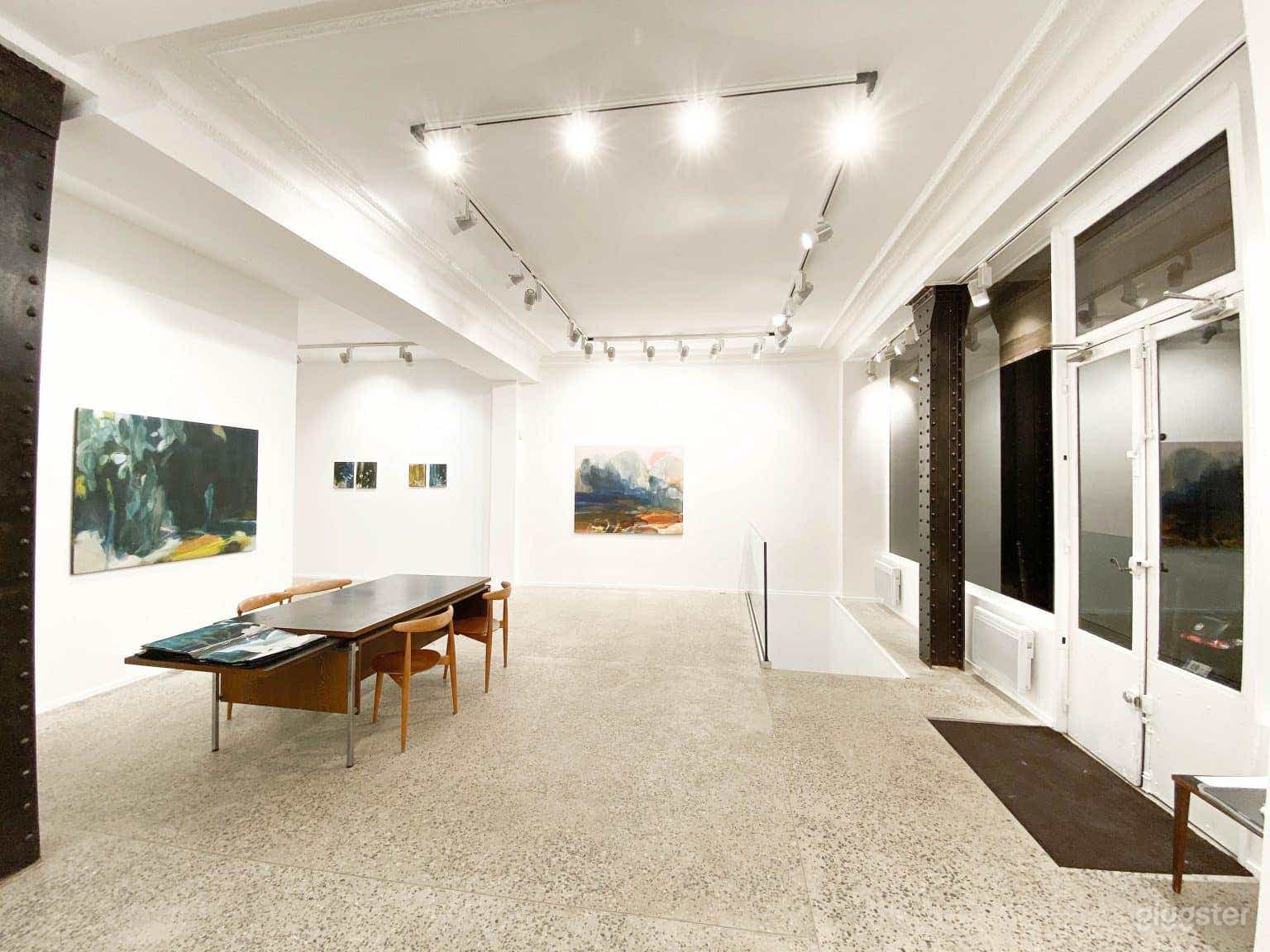 Photo de Espace Pop-Up et Showroom Lumineux sur Deux Niveaux 3