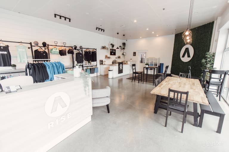  Boutique Cafe/Retail Shop 