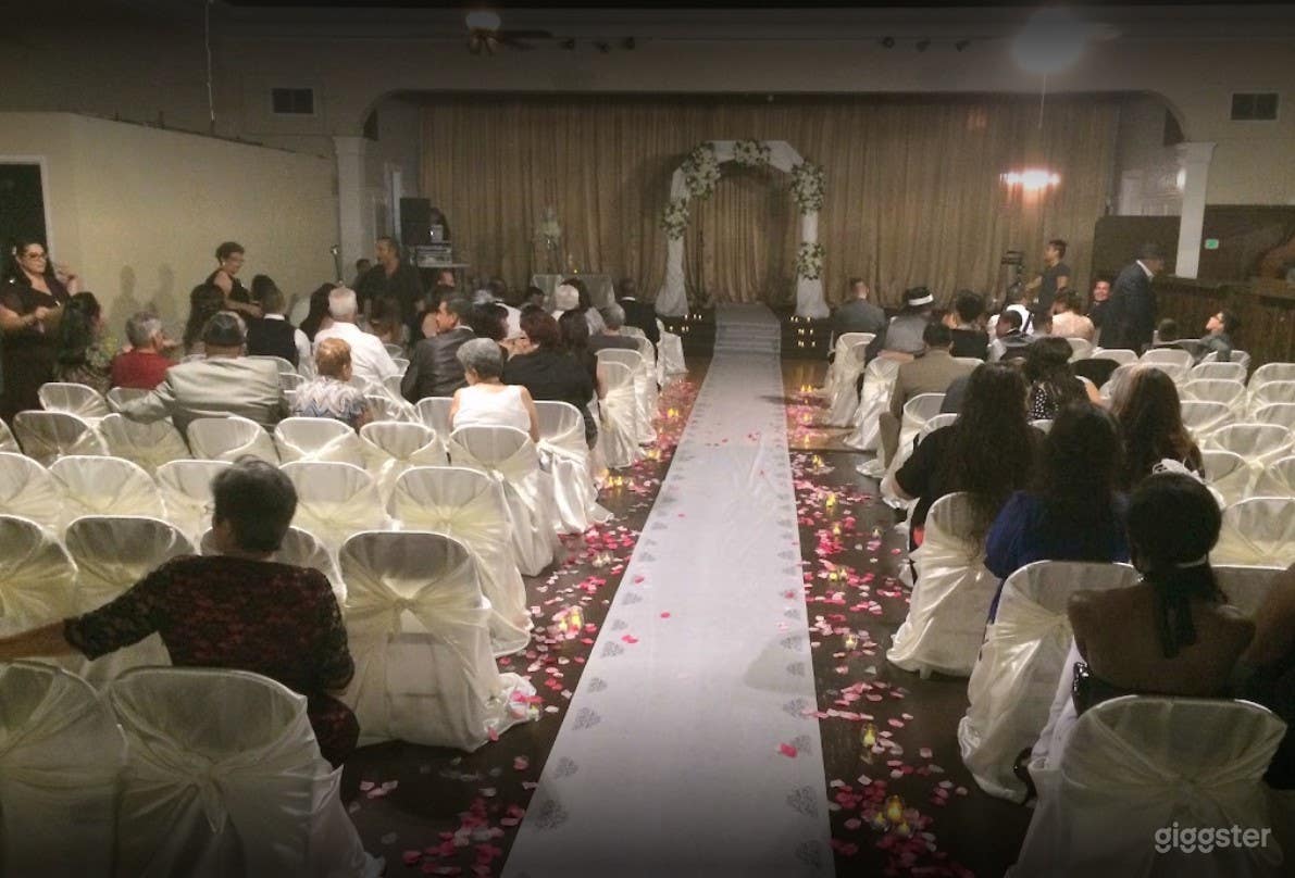 Small Banquet Hall for Productions in Montebello Photo 3